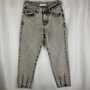 Redial Acid Wash Embellished Studded Tapered Ankle Mom Jeans Women Size 6